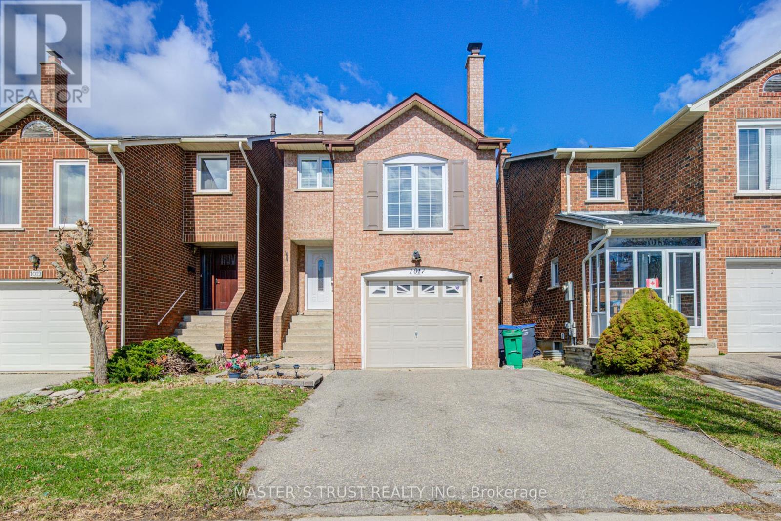 Detached at 1017 LUCERNE CRESCENT, Mississauga (Creditview)