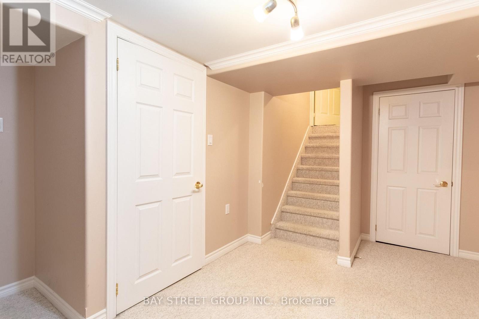 Detached at 5 CEDARGROVE ROAD, Caledon