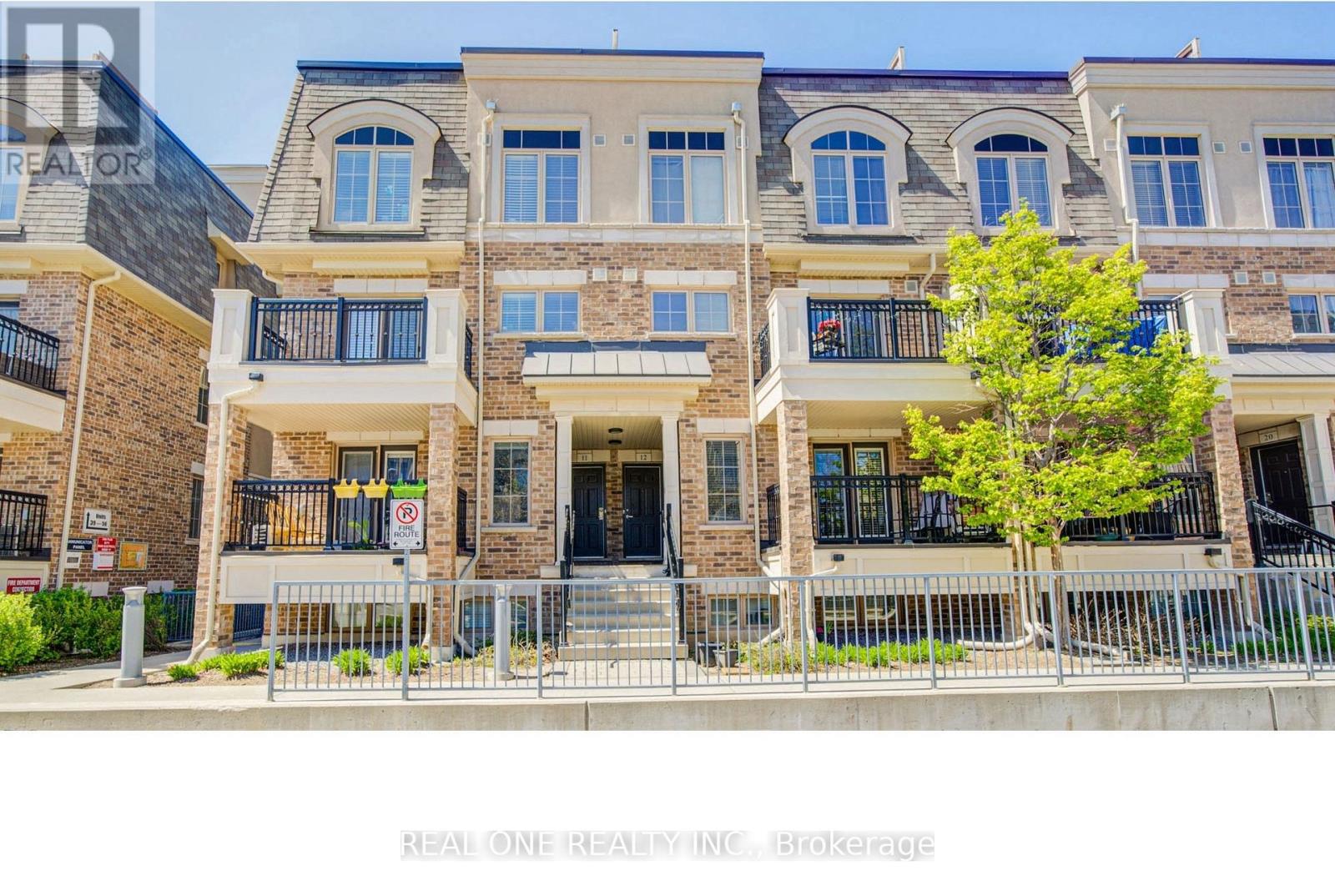 Townhouse at 14 - 2441 GREENWICH DRIVE, Oakville (WM Westmount)