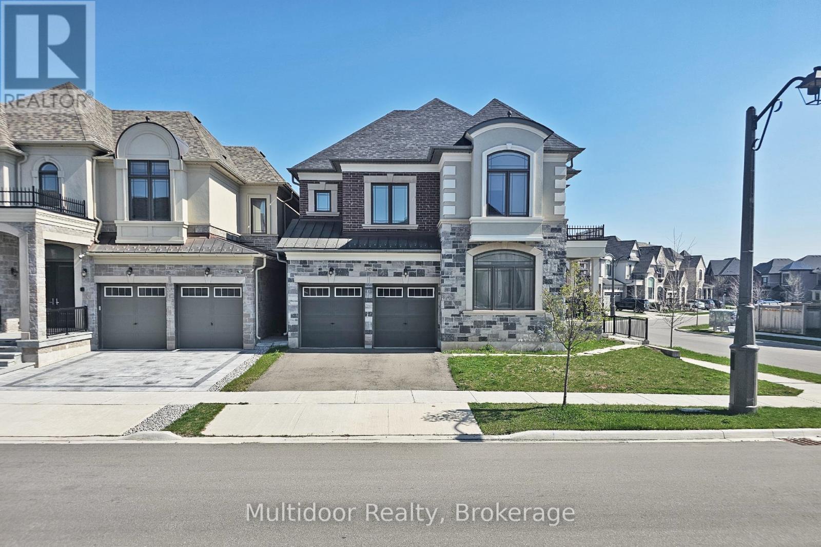 Detached at 2427 AUBREY TURQUAND TRAIL, Oakville (GA Glen Abbey)