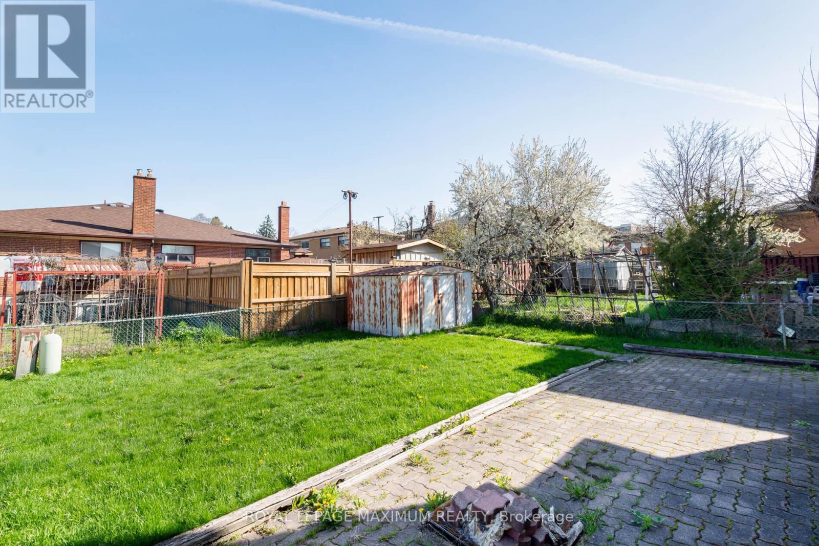Semi-Detached/Link at 44 FALLINGDALE CRESCENT, Toronto