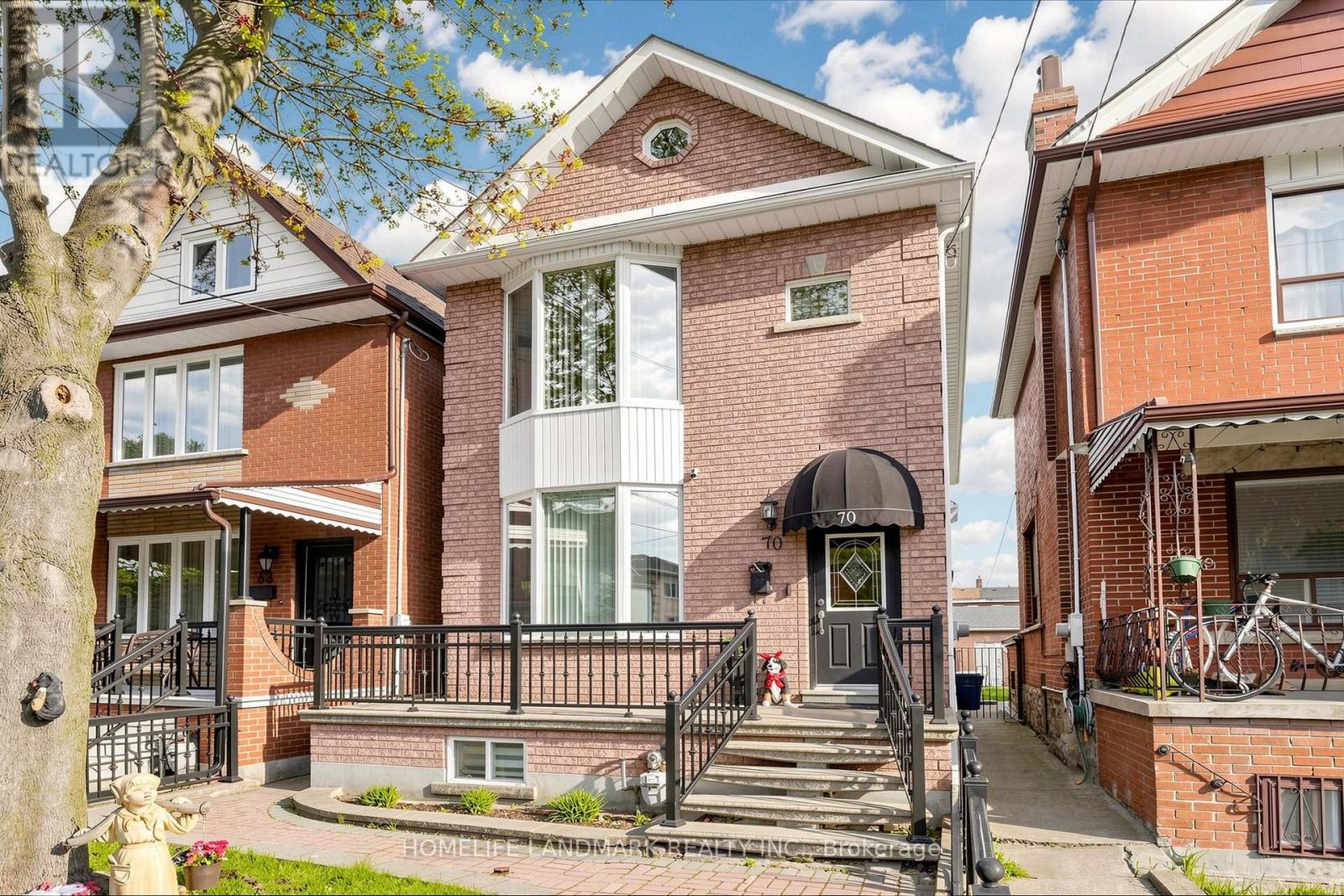 Multiplex at 70 BARTLETT AVENUE, Toronto (Dovercourt-Wallace Emerson-Junction)
