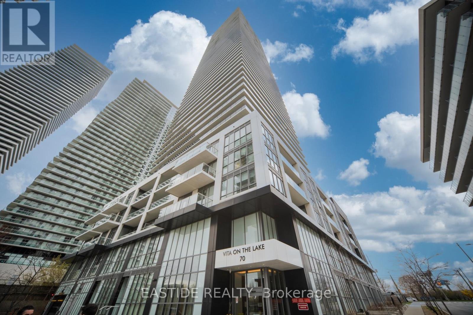 Apartment at 2107 - 70 ANNIE CRAIG DRIVE, Toronto (Mimico)