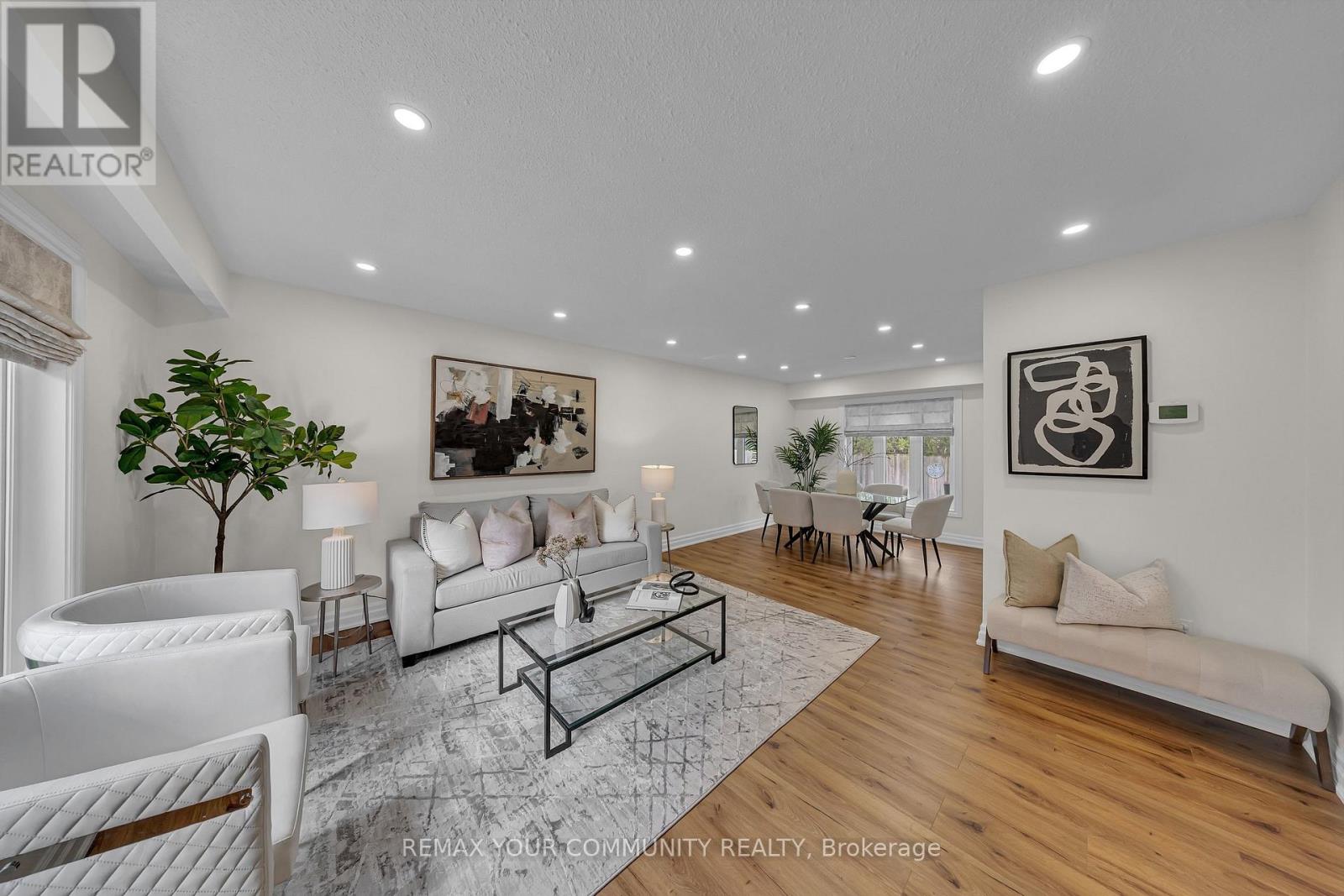 Detached at 22 MADELAINE CRESCENT, Brampton (Central Park)