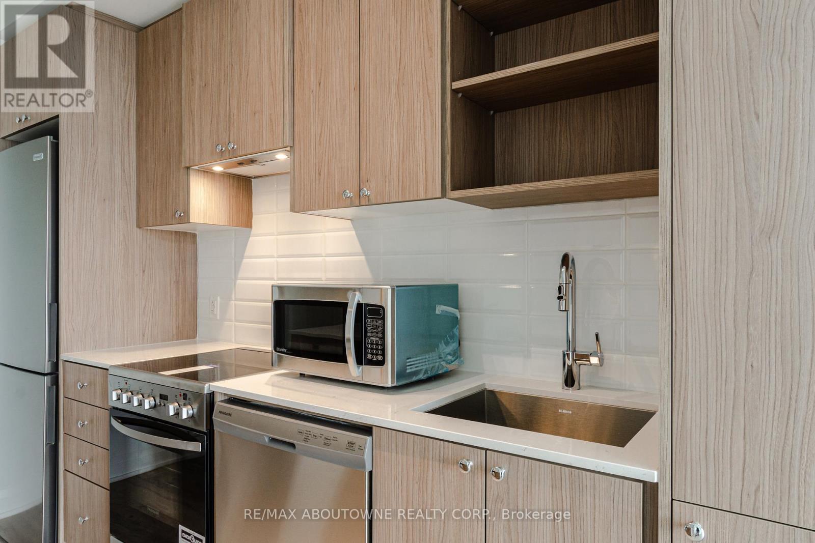 Apartment at 814 - 50 GEORGE BUTCHART DRIVE, Toronto