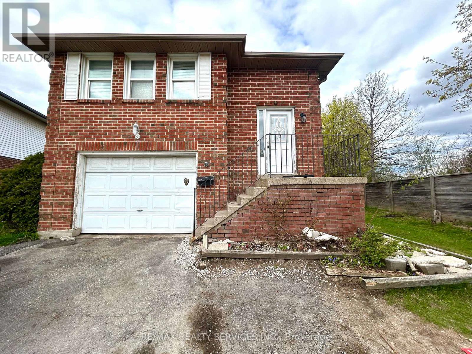 Detached at 1 BRAIDWOOD LAKE ROAD, Brampton (Heart Lake West)