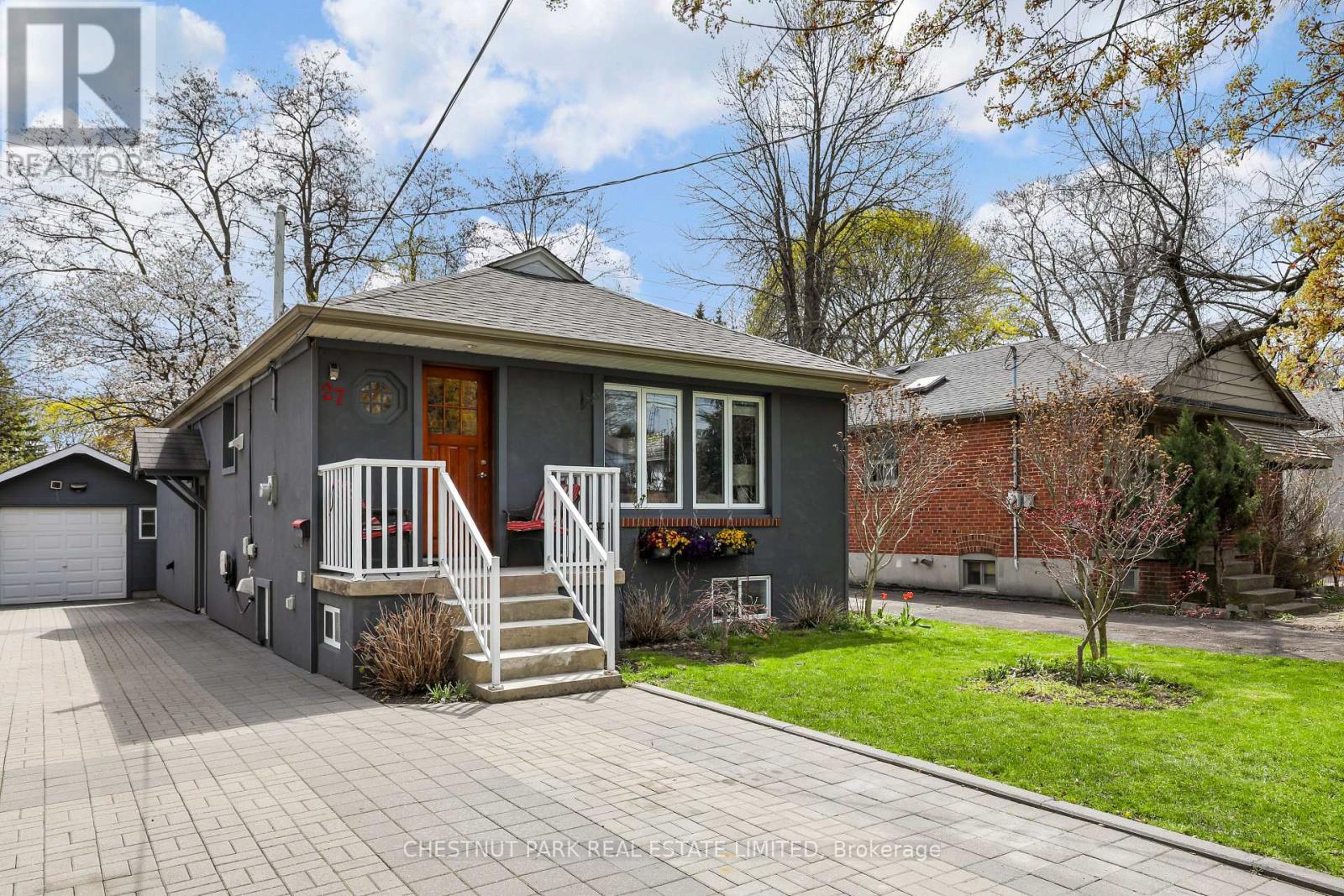 Detached at 27 CEDARCREST DRIVE, Toronto (Kingsway South)