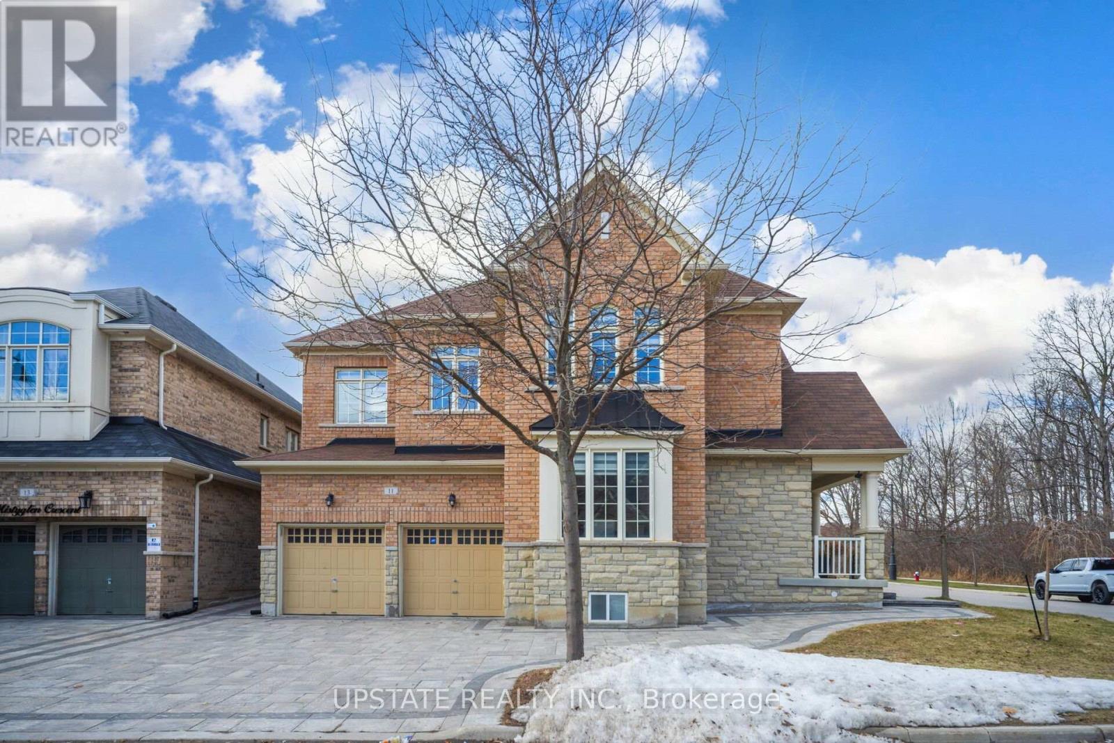 Detached at 11 MISTYGLEN CRESCENT, Brampton (Credit Valley)