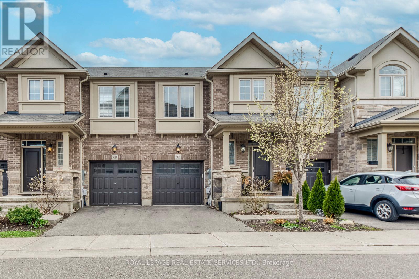 Townhouse at 3132 BLACKFRIAR COMMON, Oakville (JM Joshua Meadows)
