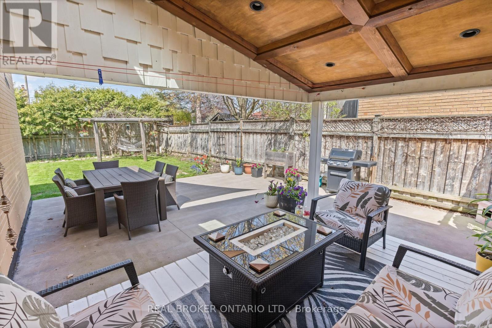 Detached at 15 BYRON STREET, Halton Hills