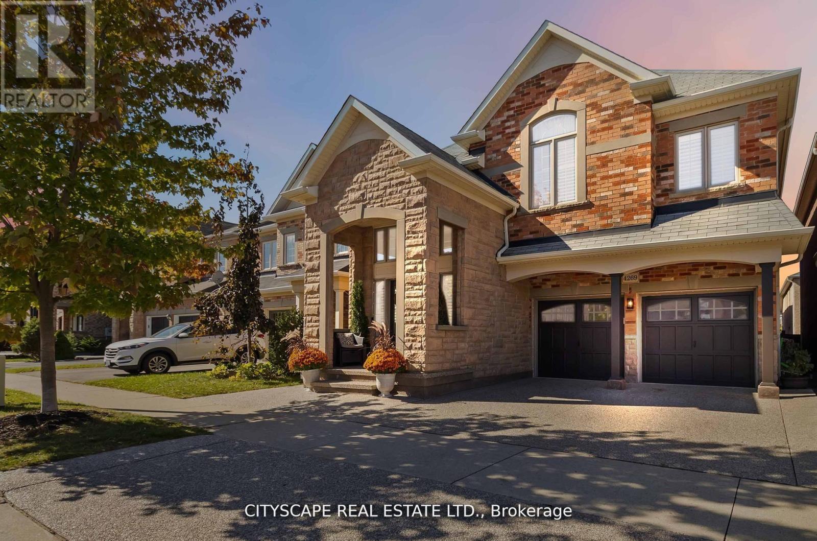 Detached at 4269 VIVALDI ROAD, Burlington (Alton)