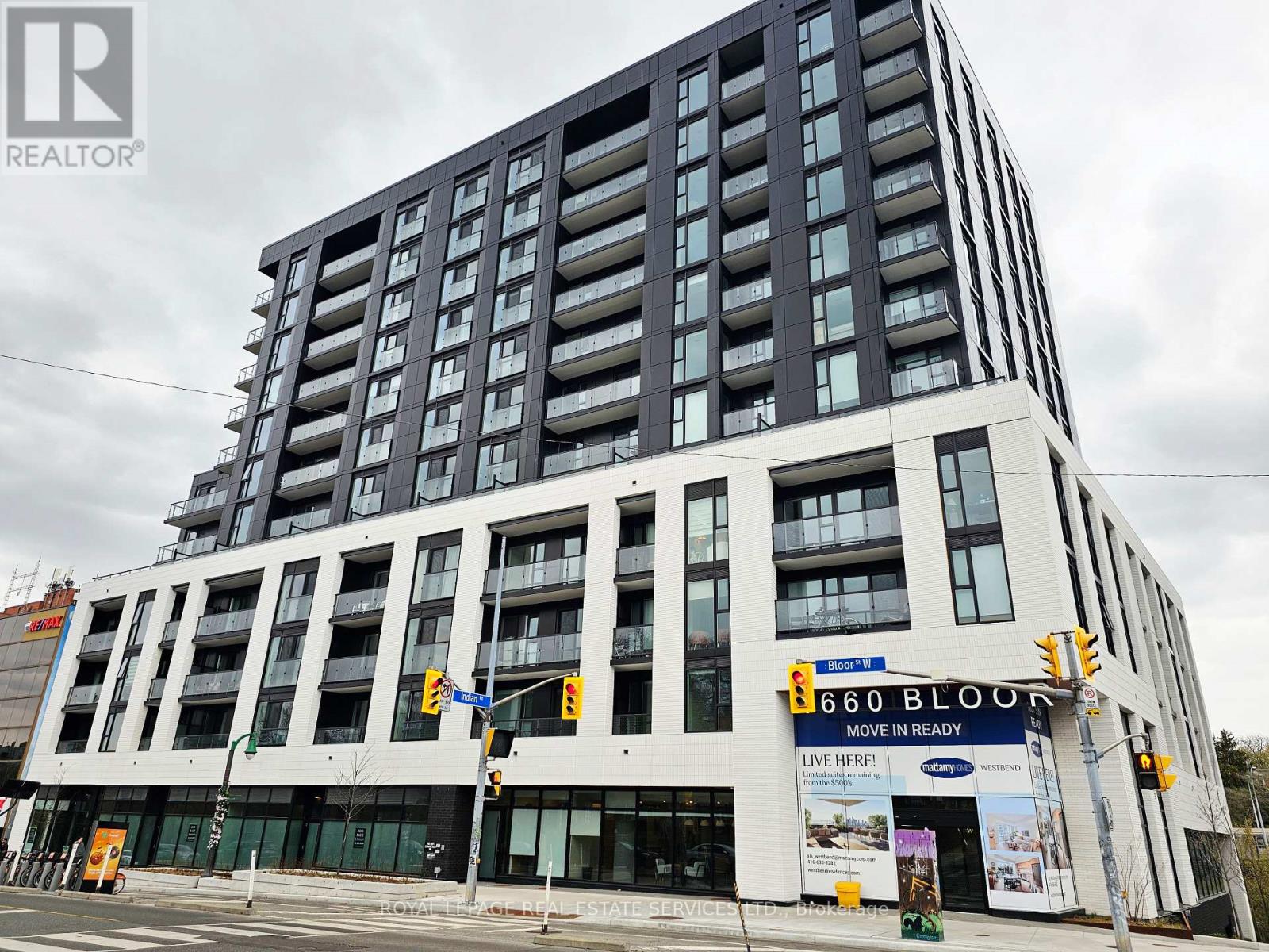 Apartment at 1214 - 1660 BLOOR STREET W, Toronto (High Park North)