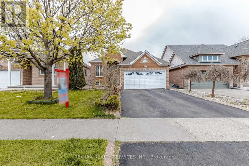 Detached at 3 ORCHID DRIVE, Brampton (Northwest Sandalwood Parkway)
