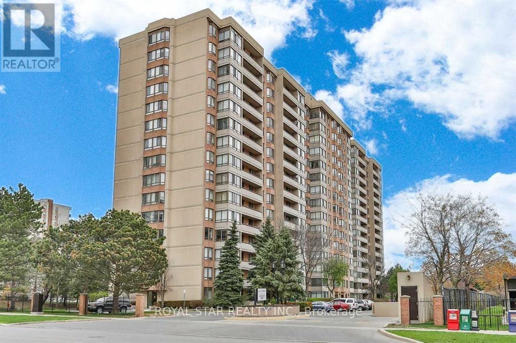 Apartment at 912 - 5 LISA STREET, Brampton (Queen Street Corridor)