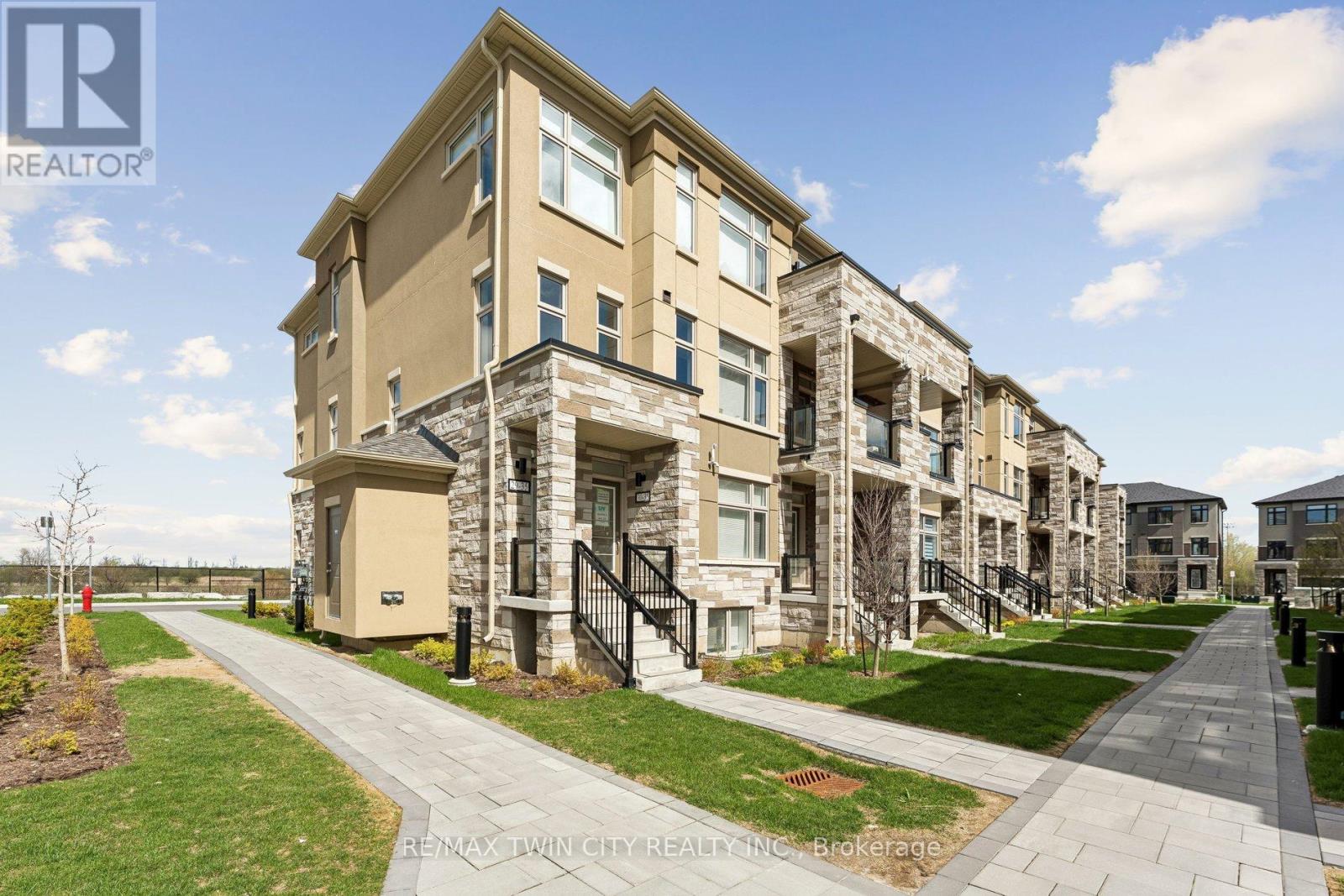 Townhouse at 28 - 35 FIELDRIDGE CRESCENT, Brampton (Sandringham-Wellington North)