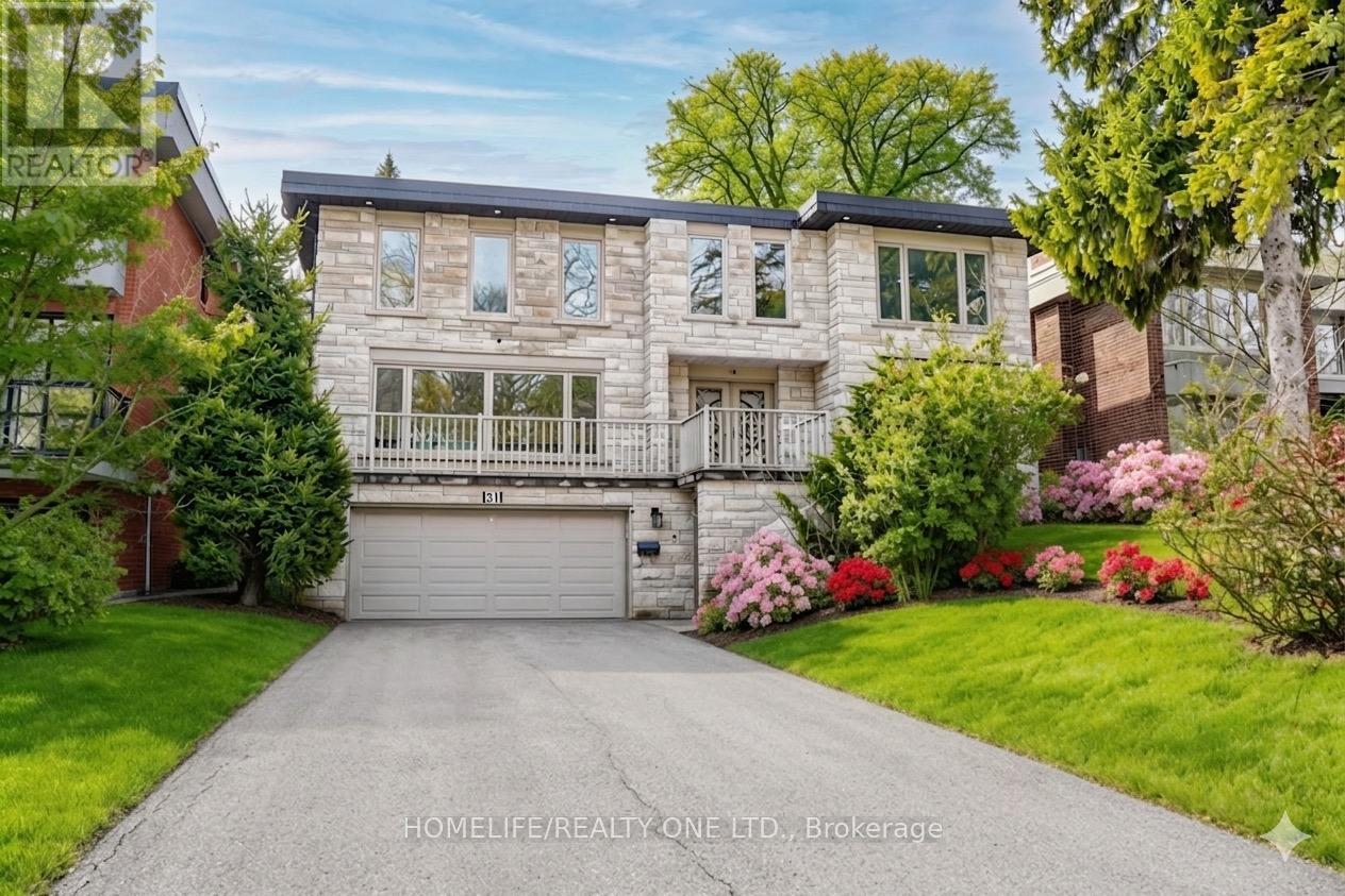 Detached at 31 BEARWOOD DRIVE, Toronto (Edenbridge-Humber Valley)