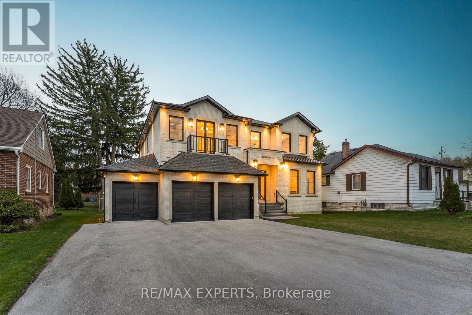 Detached at 86 WILLOW STREET, Caledon (Bolton East)