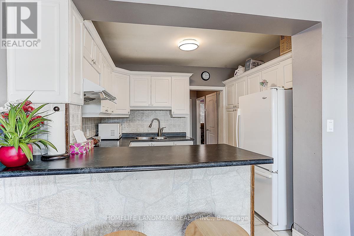 Detached at 1281 DAVENPORT ROAD, Toronto