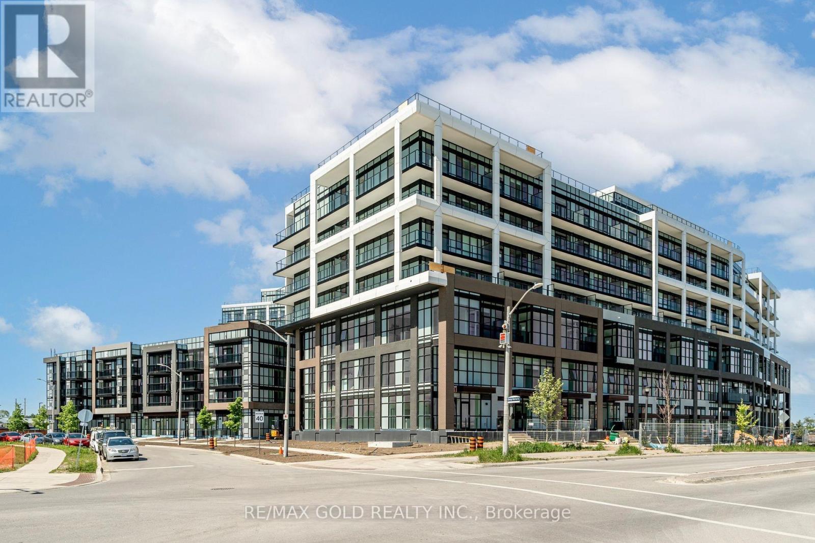 Apartment at 113 - 50 GEORGE BUTCHART DRIVE, Toronto (Downsview-Roding-CFB)