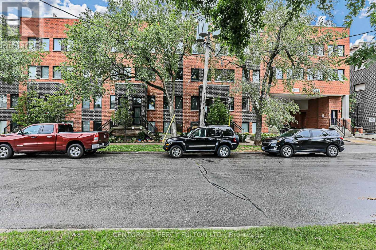 Townhouse at 7 - 68 WINSTON PARK BOULEVARD, Toronto (Downsview-Roding-CFB)