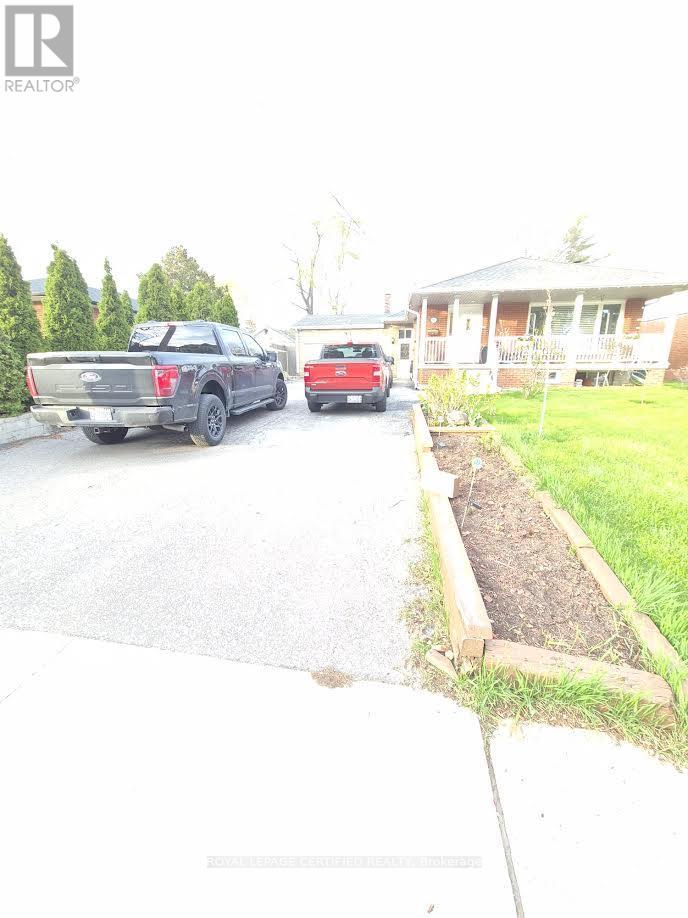 Detached at 13 THEODORE DRIVE, Mississauga (Streetsville)