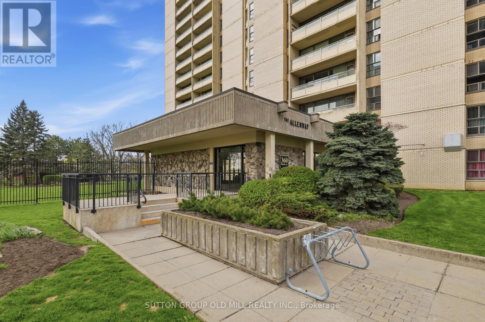 Apartment at 1801 - 360 RIDELLE AVENUE, Toronto (Briar Hill-Belgravia)