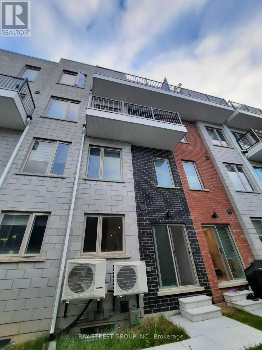 Townhouse at 99 FREDERICK TISDALE DRIVE, Toronto (Downsview-Roding-CFB)