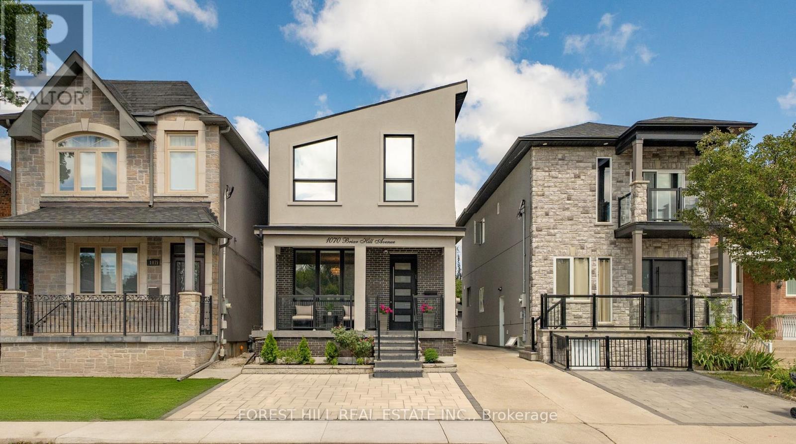 Detached at 1070 BRIAR HILL AVENUE, Toronto (Briar Hill-Belgravia)