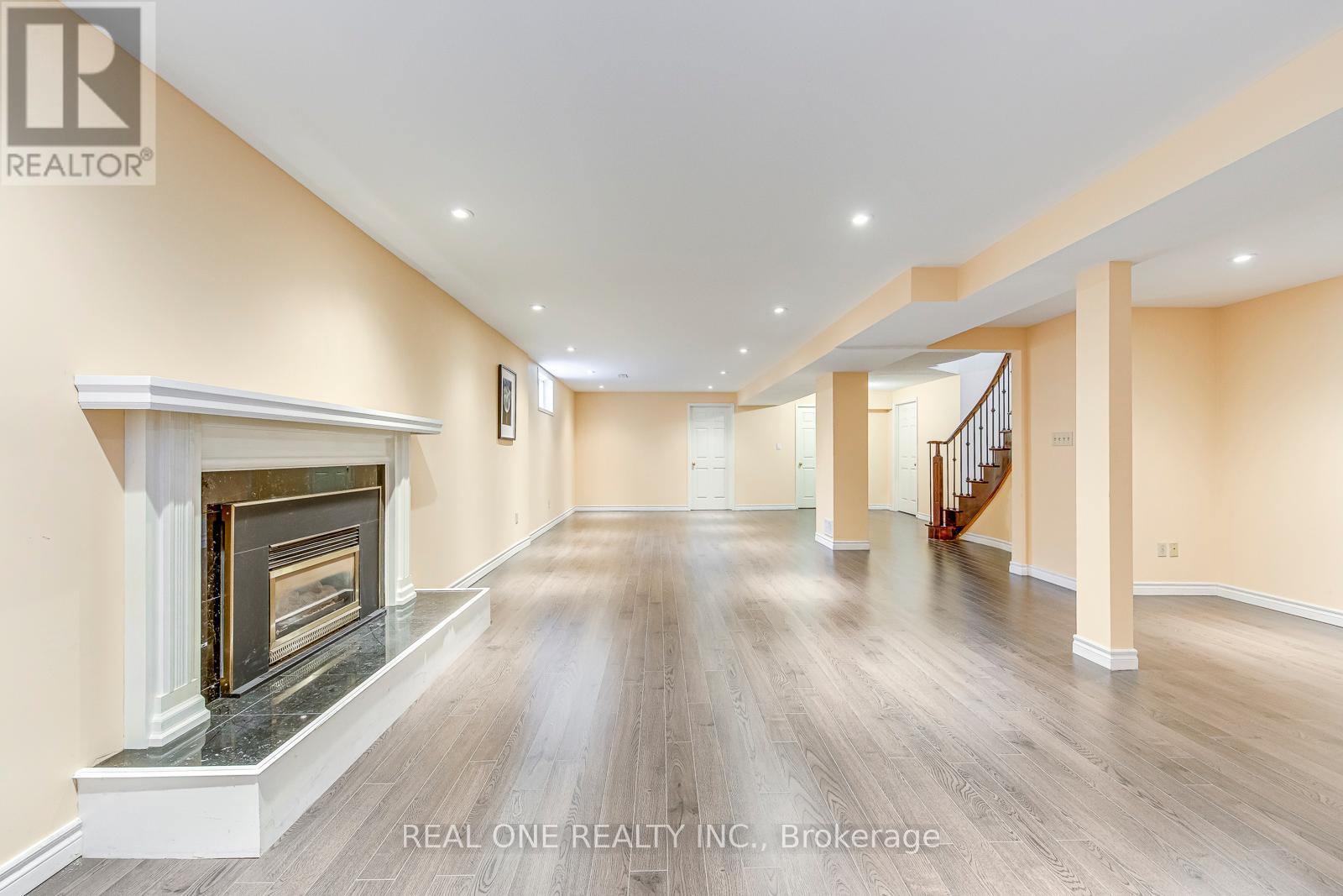 Detached at 1237 WOODVIEW DRIVE, Oakville