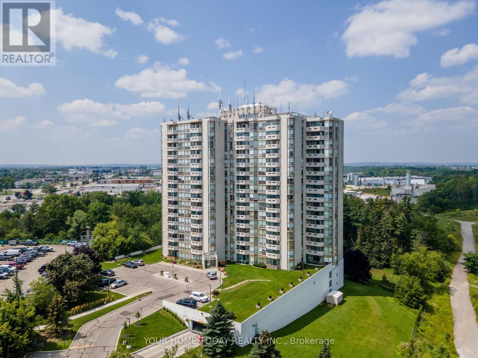Apartment at 201 - 20 MCFARLANE DRIVE, Halton Hills (Georgetown)