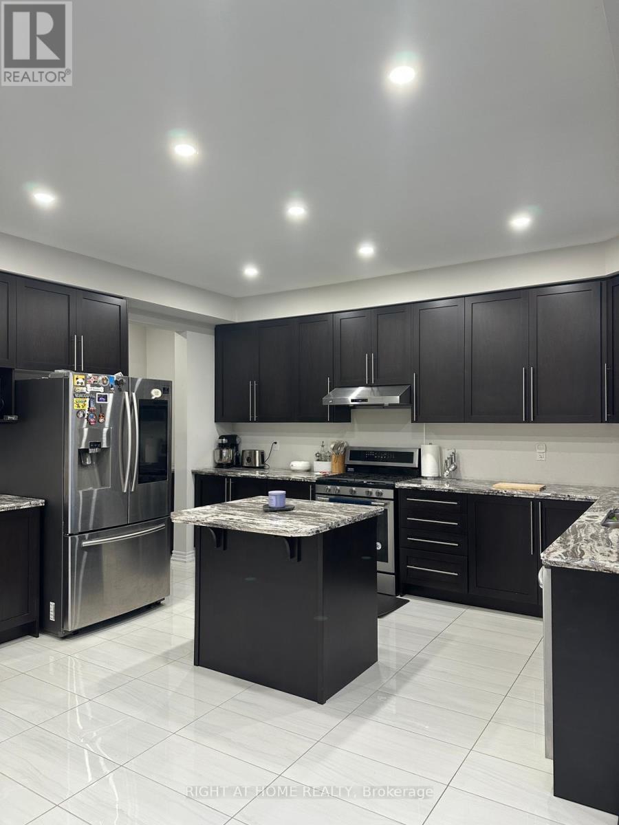 Detached at 16 ACTION DRIVE, Brampton