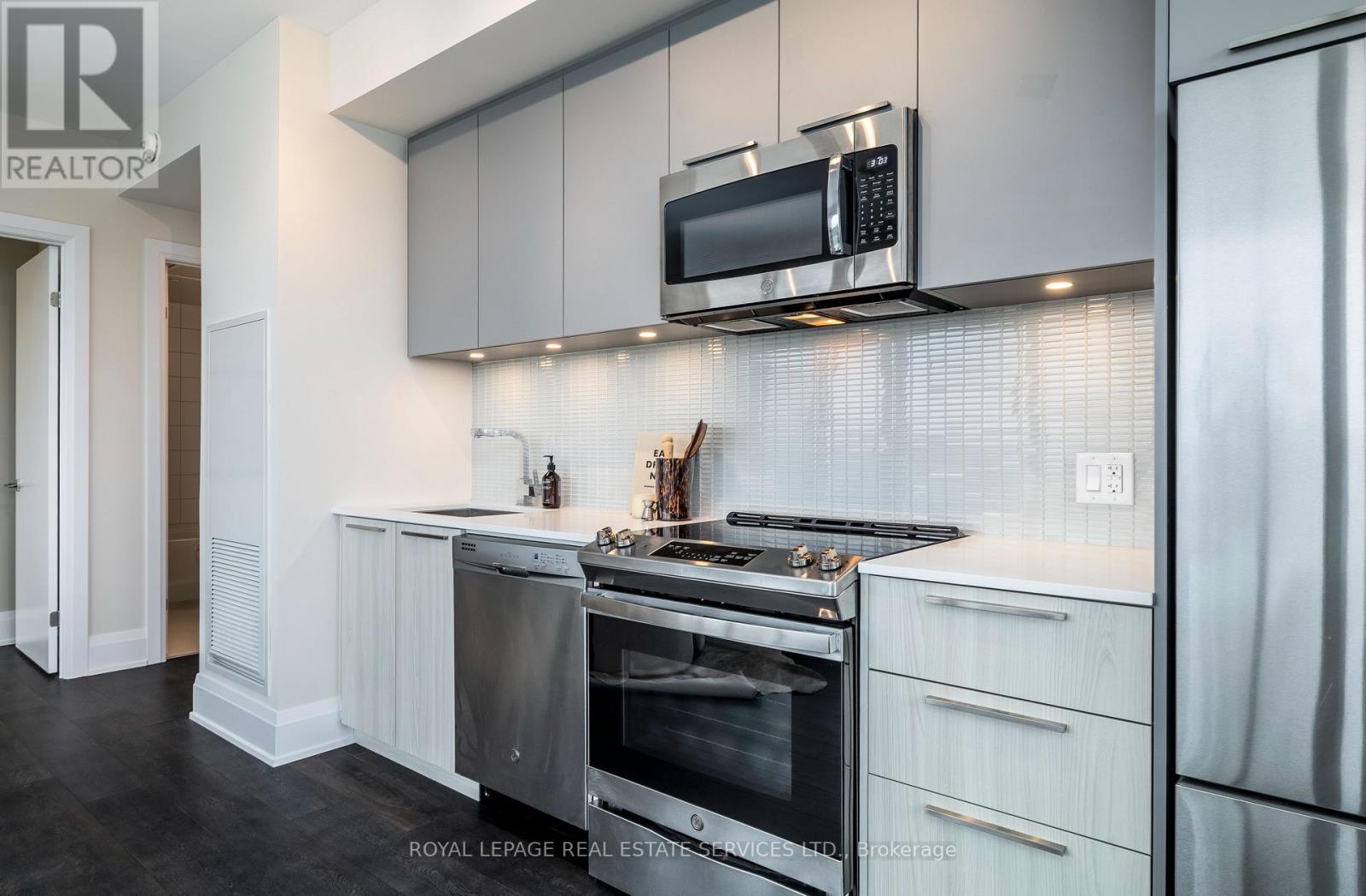 Apartment at 1402 - 20 BRIN DRIVE, Toronto