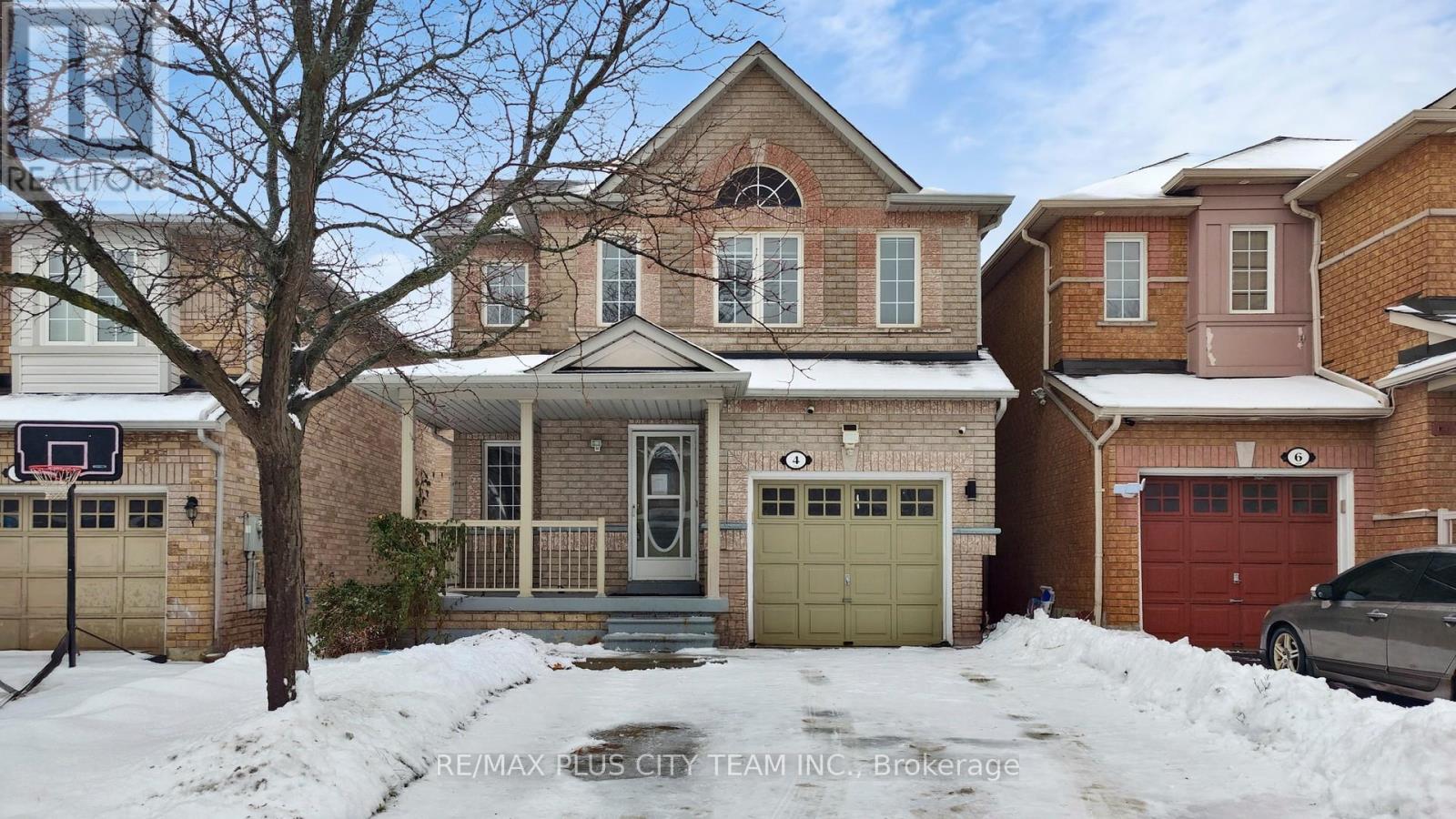 Detached at 4 SLESSOR LANE, Brampton (Bram East)