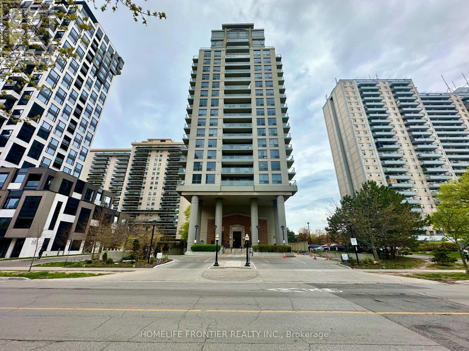 Apartment at 1304 - 70 HIGH PARK AVENUE, Toronto (High Park North)
