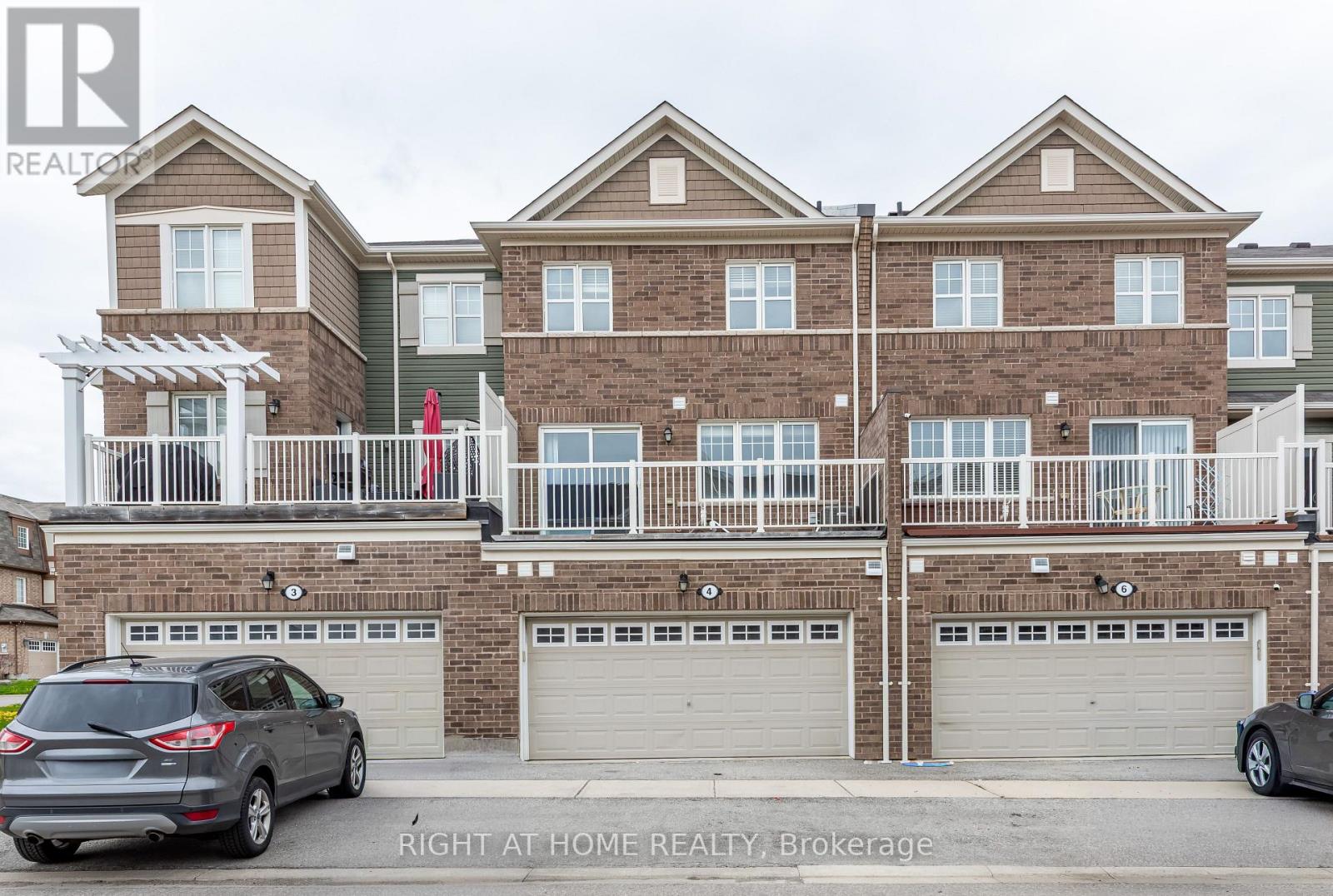Townhouse at . - 4 HAFIA STREET, Brampton (Northwest Brampton)