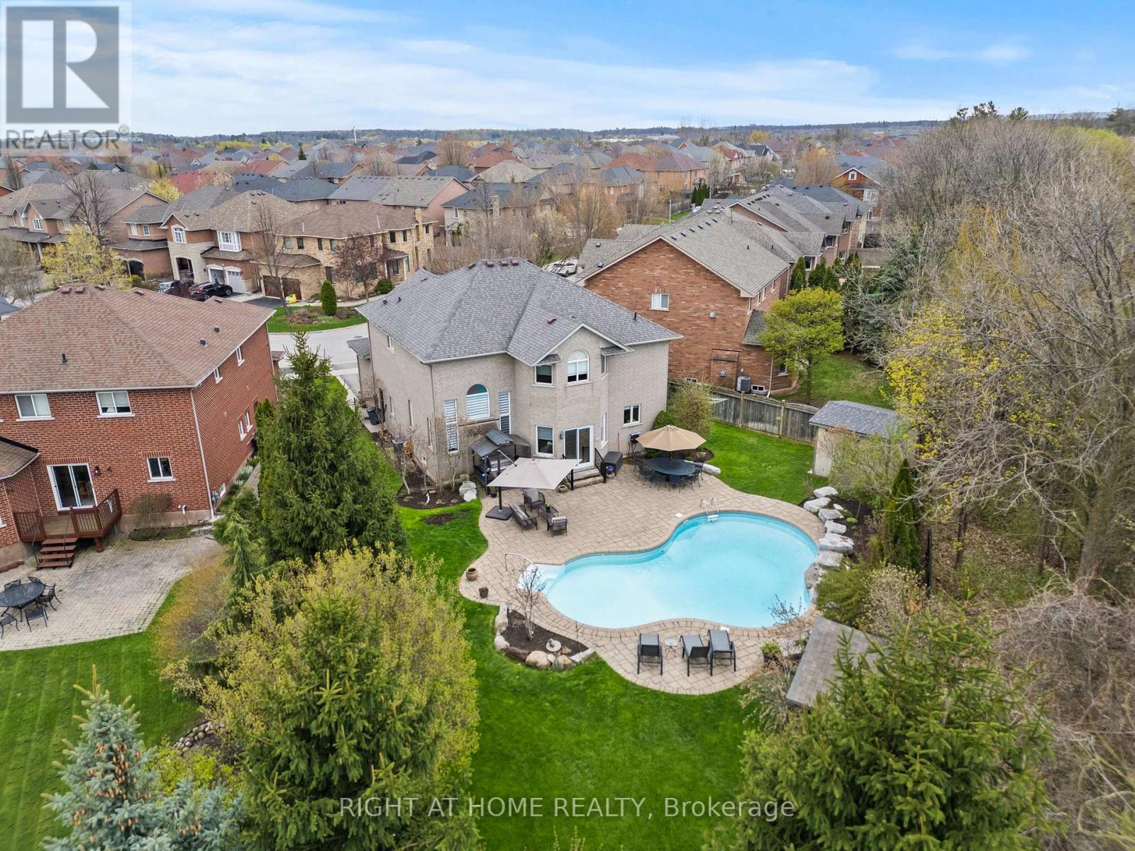 Detached at 2275 WHITECLIFFE WAY, Oakville (WM Westmount)