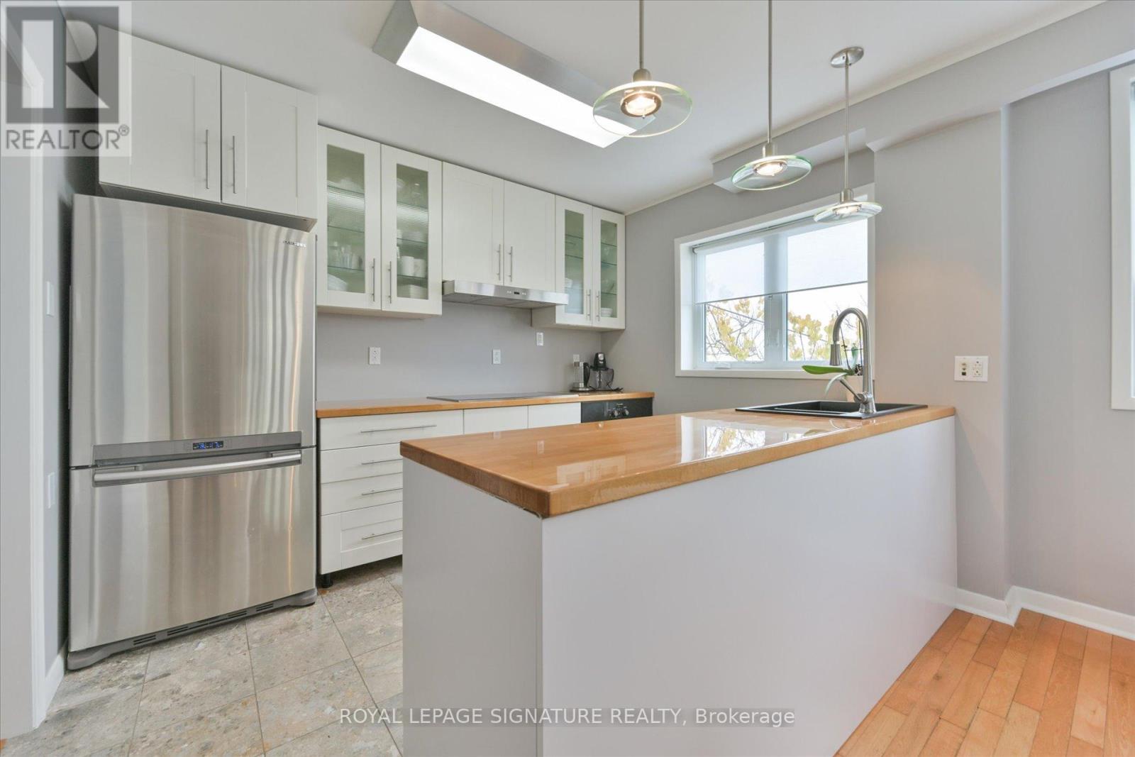 Detached at 362 SILVERTHORN AVENUE, Toronto