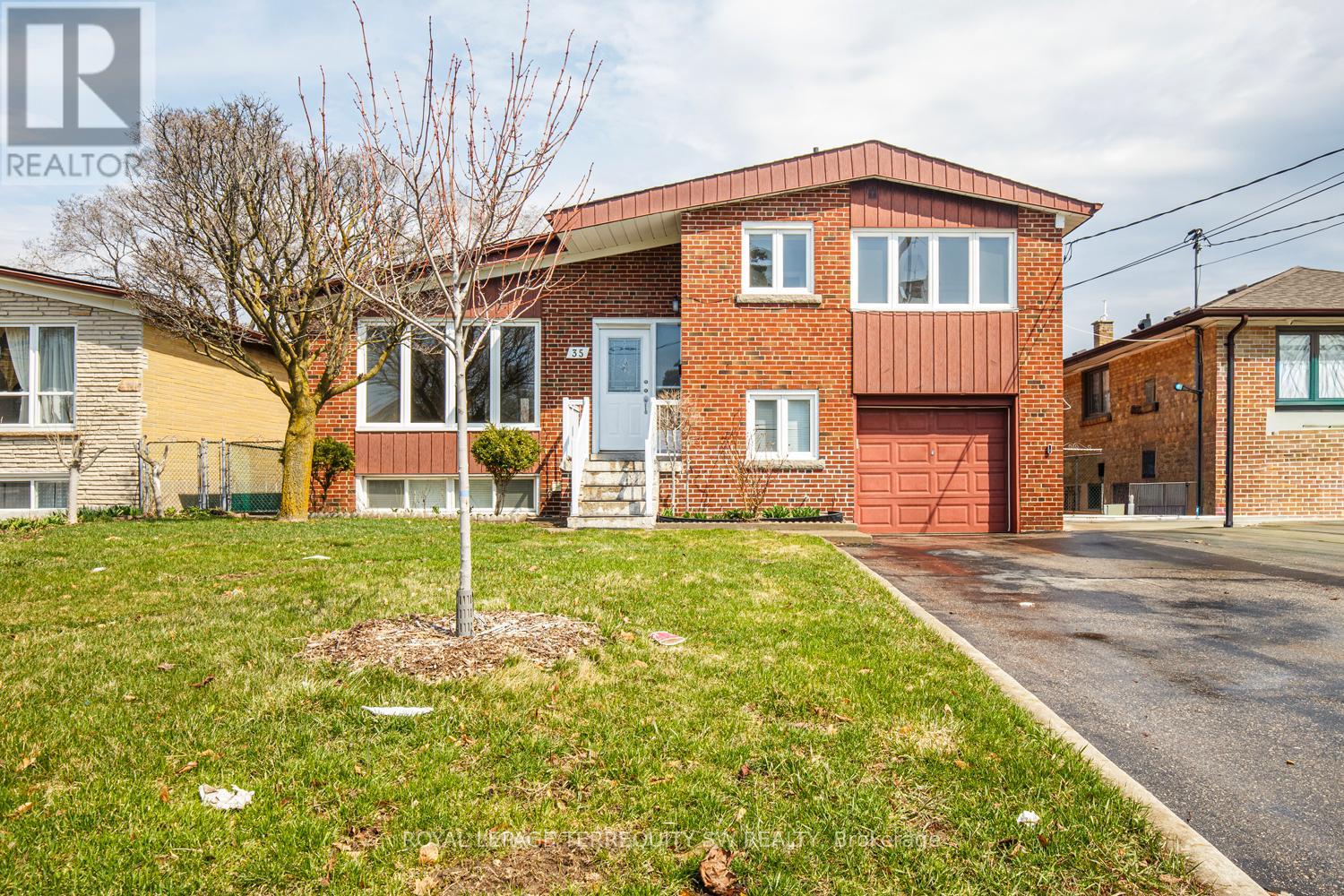 Detached at 35 EUPHRASIA DRIVE, Toronto (Yorkdale-Glen Park)