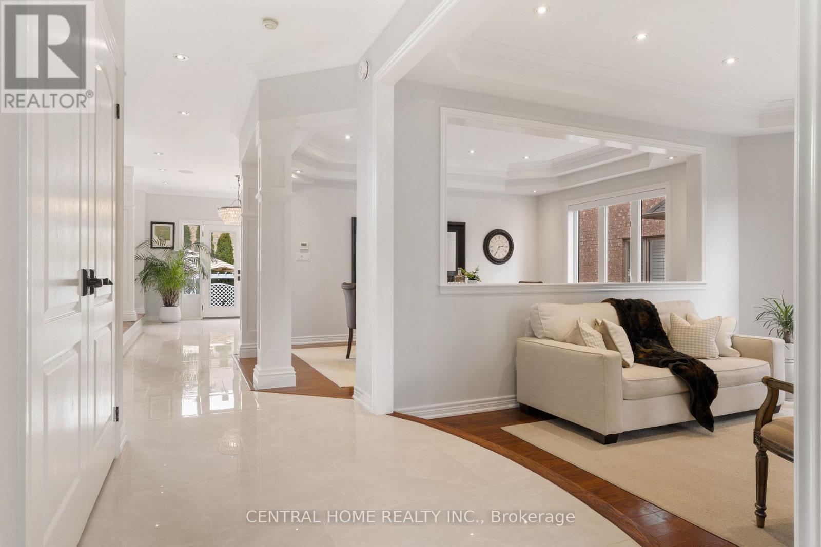 Detached at 2479 BON ECHO DRIVE, Oakville