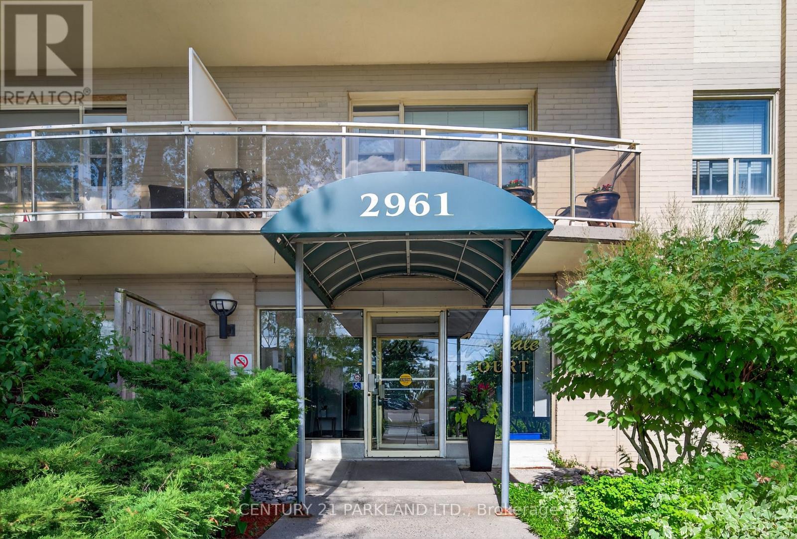 Apartment at 202 - 2961 DUFFERIN STREET, Toronto (Yorkdale-Glen Park)