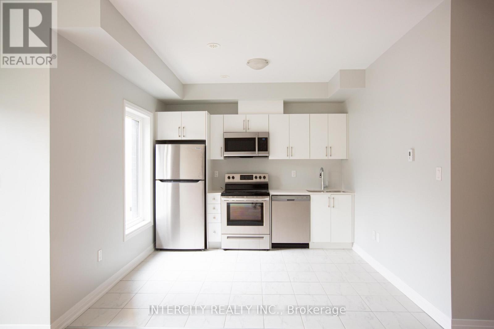 Townhouse at 210 - 1165 JOURNEYMAN LANE, Mississauga (Clarkson)