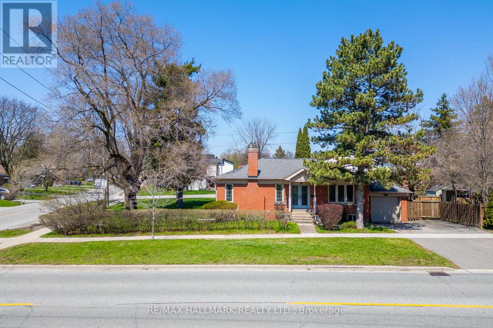 Detached at 200 BERRY ROAD, Toronto (Stonegate-Queensway)