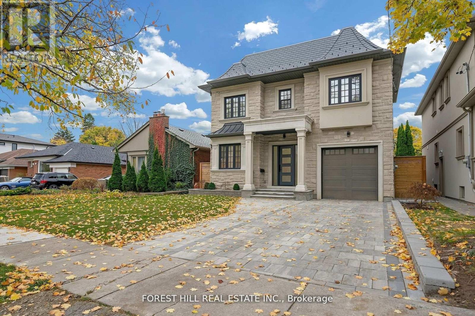 Detached at 132 LOTHIAN AVENUE, Toronto (Stonegate-Queensway)