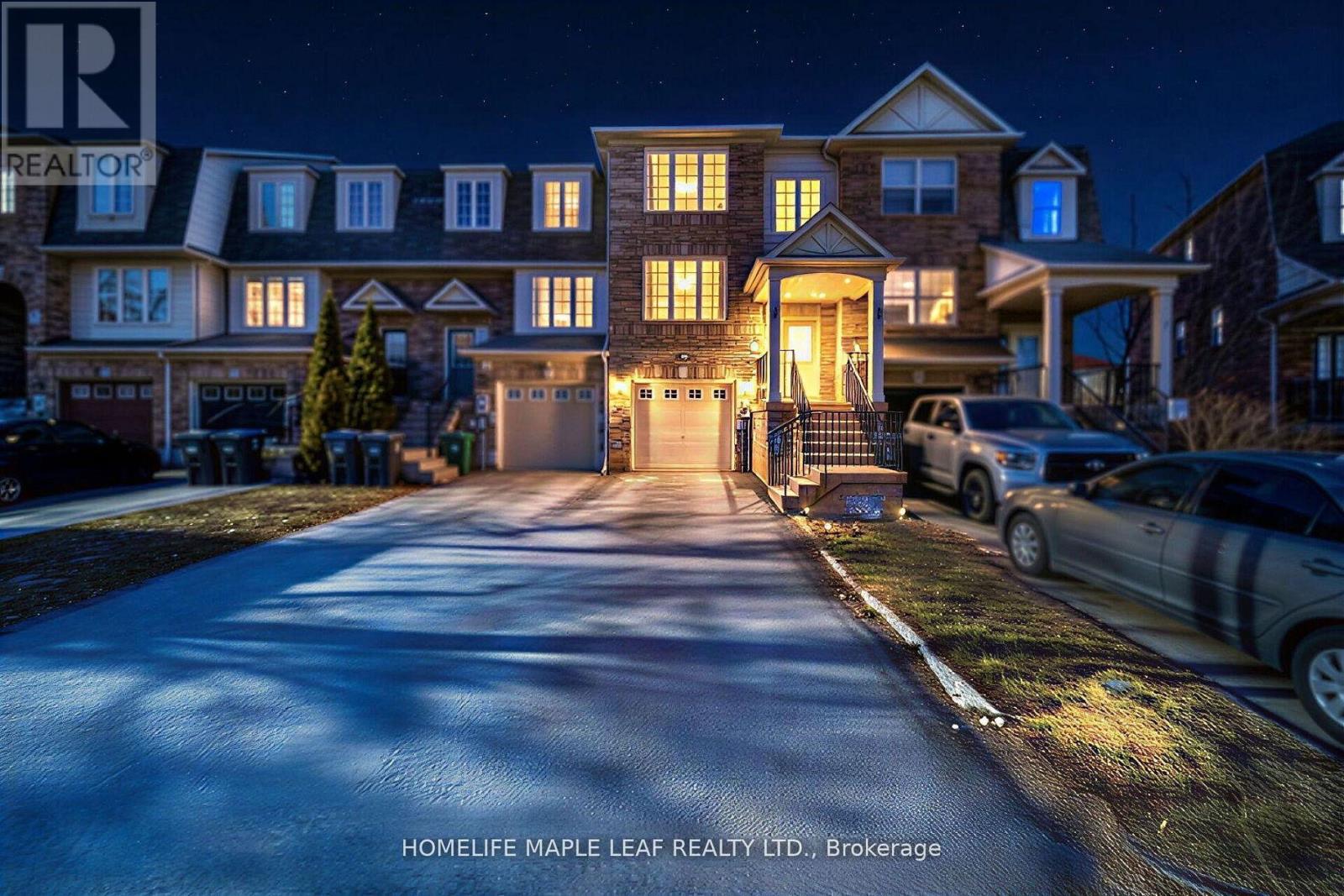 Townhouse at 103 DUNLOP COURT, Brampton (Fletcher's Meadow)