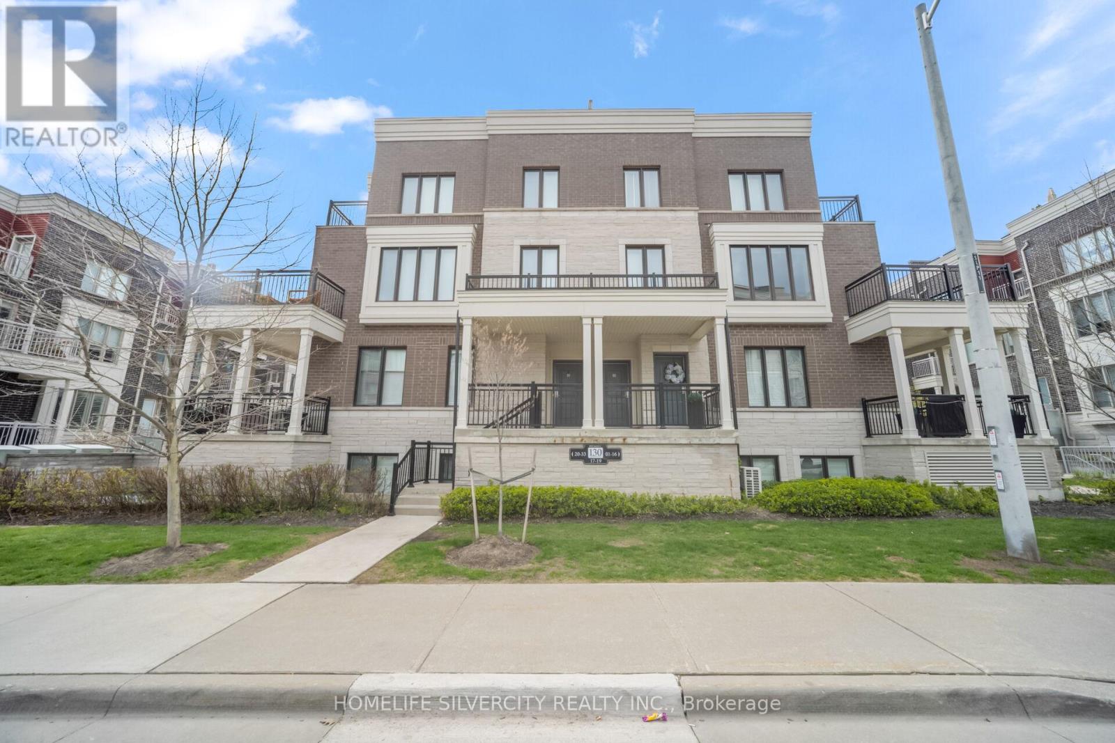 Townhouse at 4 - 130 LONG BRANCH AVENUE, Toronto (Long Branch)