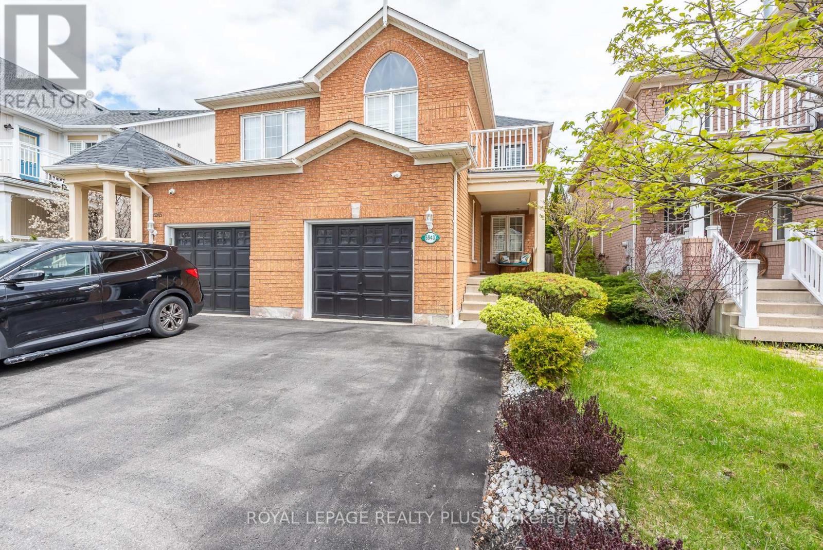 Semi-Detached/Link at 6943 BUTTLE STATION PLACE, Mississauga (Meadowvale Village)