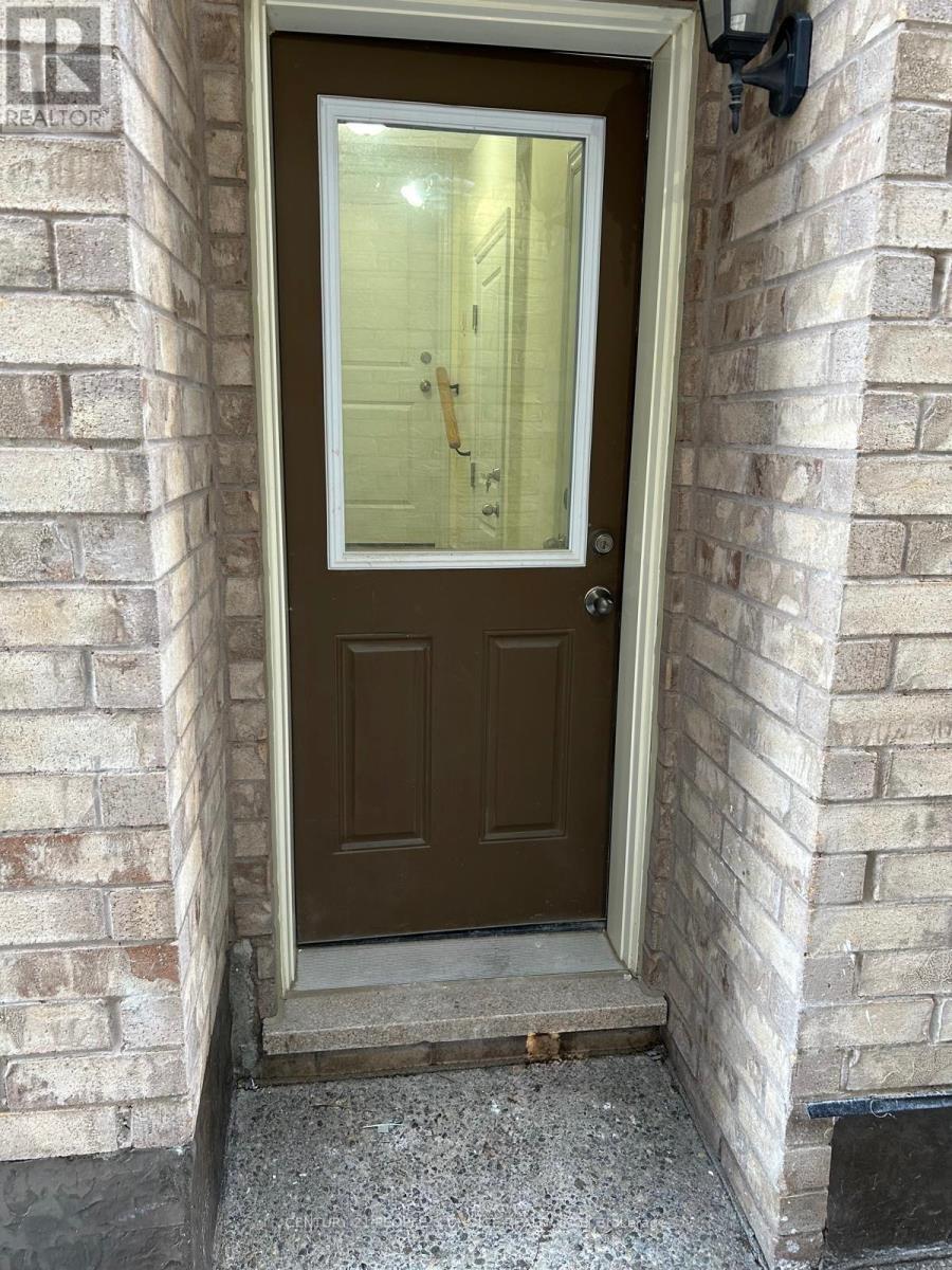 Detached at BASEMENT - 24 YARDMASTER DRIVE, Brampton (Northwest Brampton)