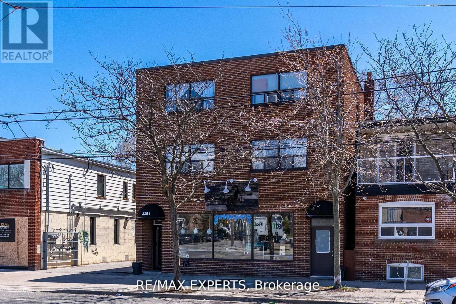 Multiplex at 102 - 3261A LAKE SHORE BOULEVARD W, Toronto (Long Branch)