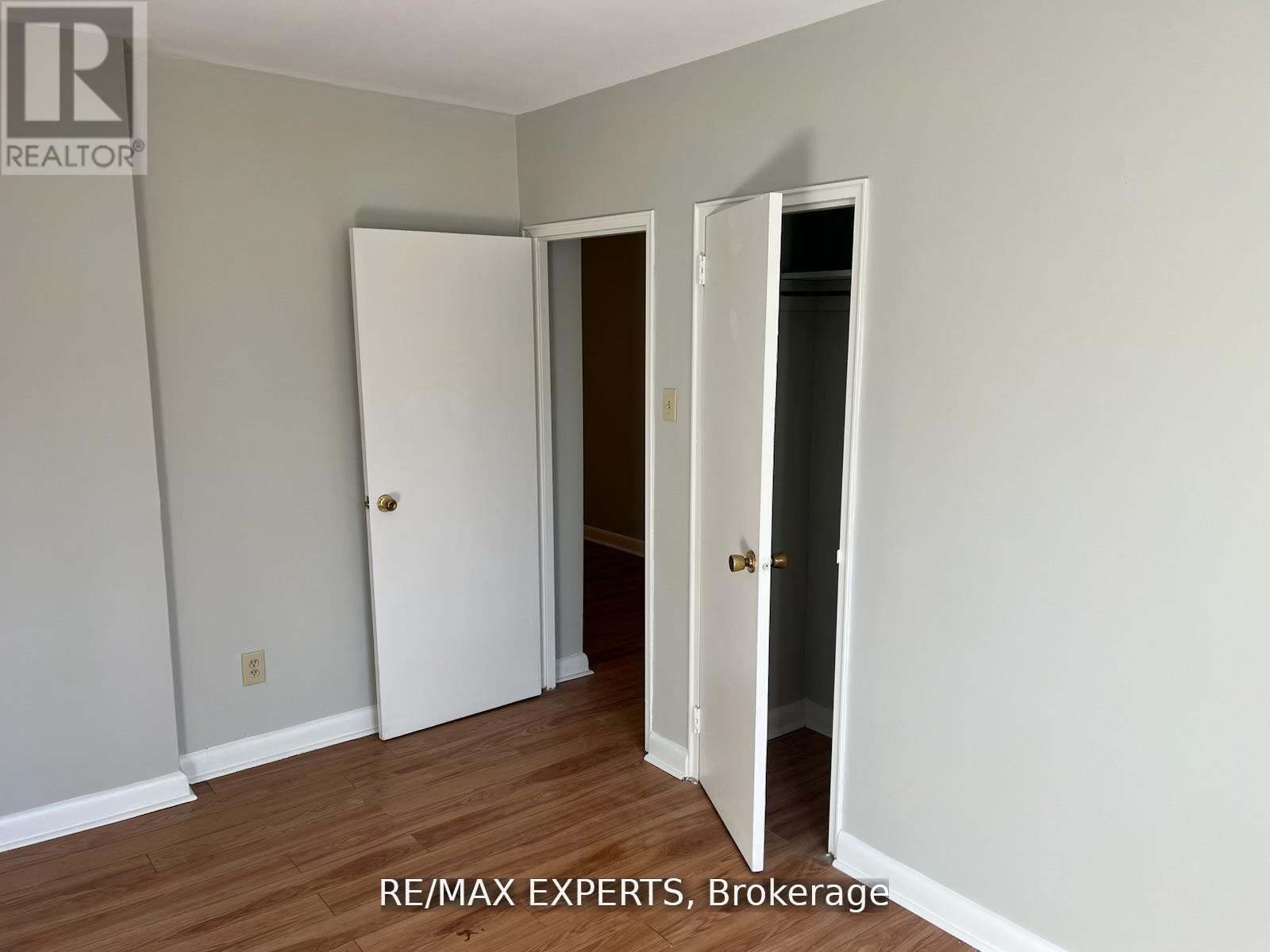 Multiplex at 102 - 3261A LAKE SHORE BOULEVARD W, Toronto