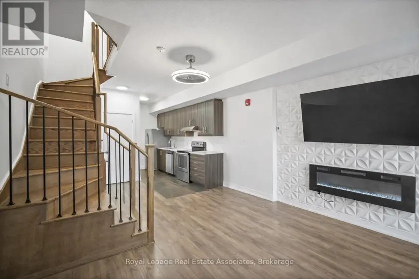 Townhouse at 40 - 2059 WESTON ROAD, Toronto